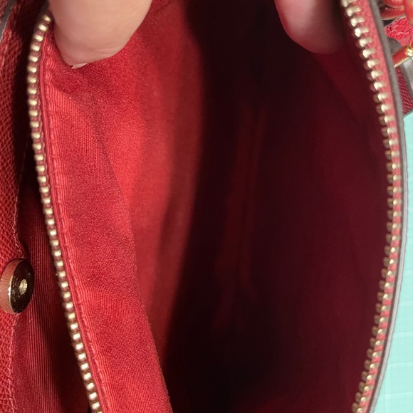 Coach leather cherry red purse w/shoulder straps - Picture 11 of 11